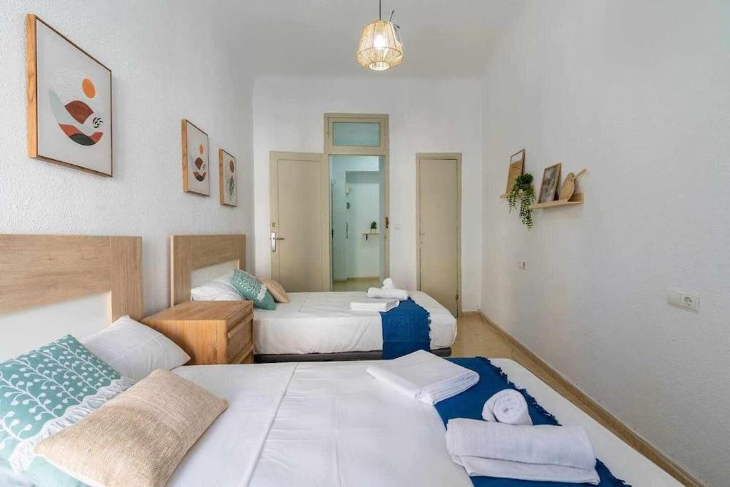 Suite Santa Faz 1 DCHA 3 Camas Dobles view 5