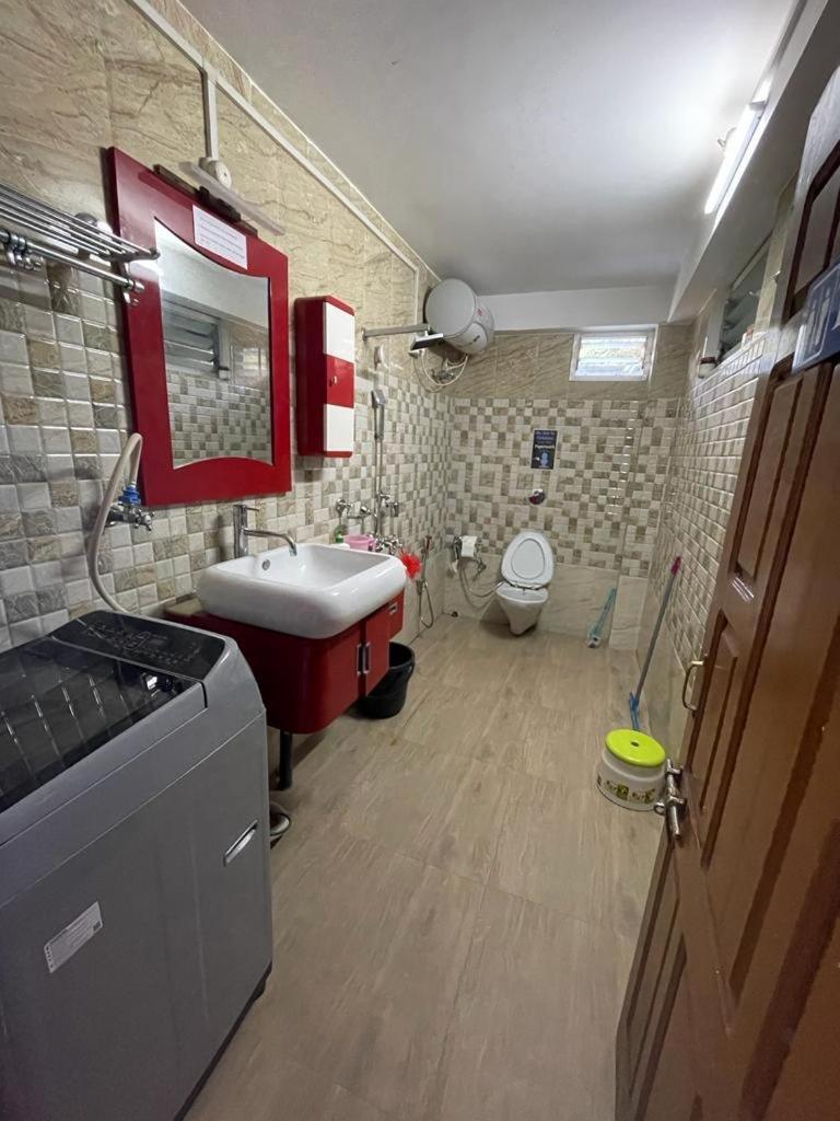 White Orchid Homestay