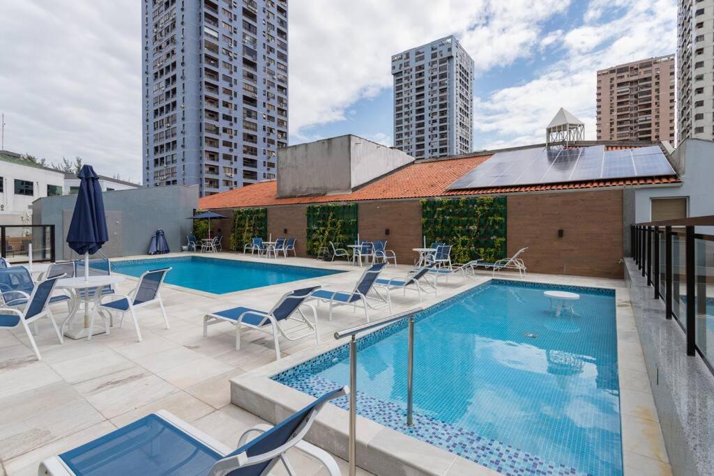 Vista DE CINEMA do 19 andar da Praia BARRA da TIJUCA - Portaria 24h, Estacionamento, Wi-Fi 35mbps, Ar Condicionado - BANHEIRO RECEM REFORMADO