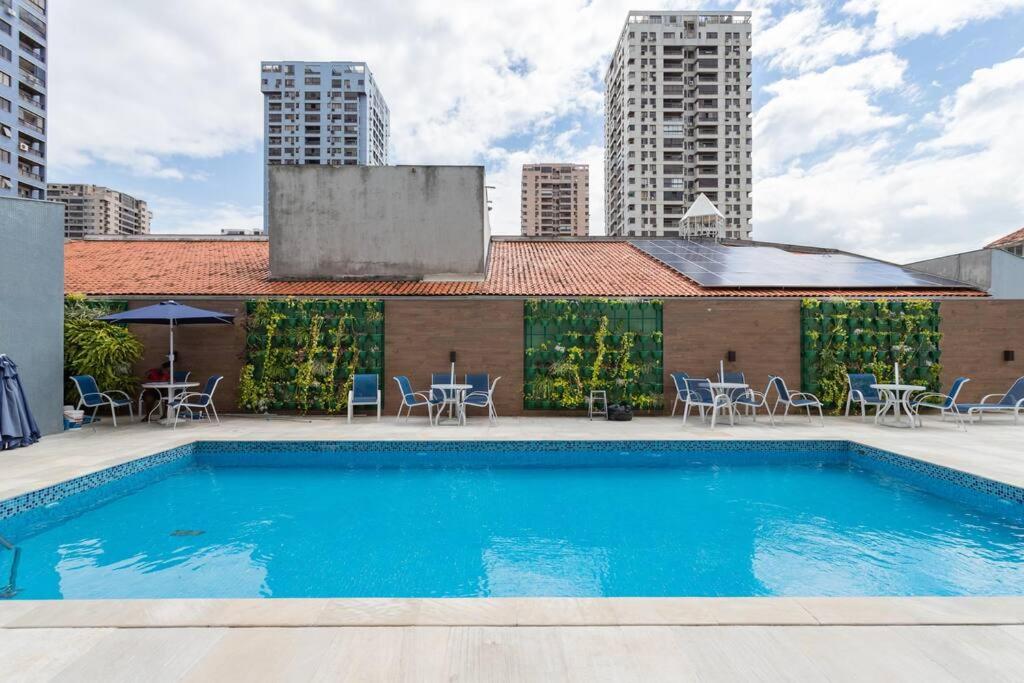 Vista DE CINEMA do 19 andar da Praia BARRA da TIJUCA - Portaria 24h, Estacionamento, Wi-Fi 35mbps, Ar Condicionado - BANHEIRO RECEM REFORMADO