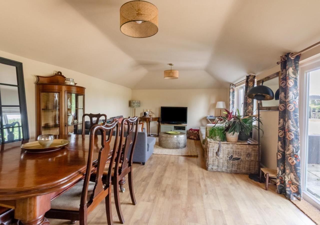 3 Bed in Sedge Fen oc-b28087
