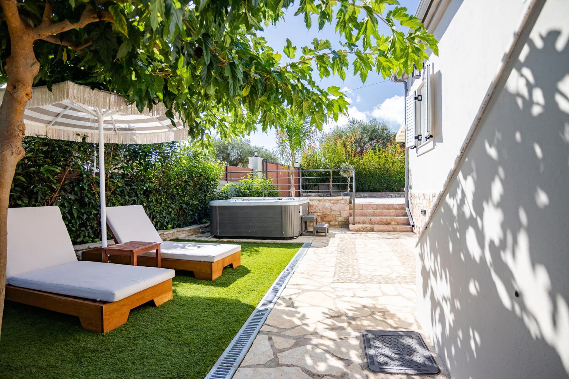 Pithea Luxury Living