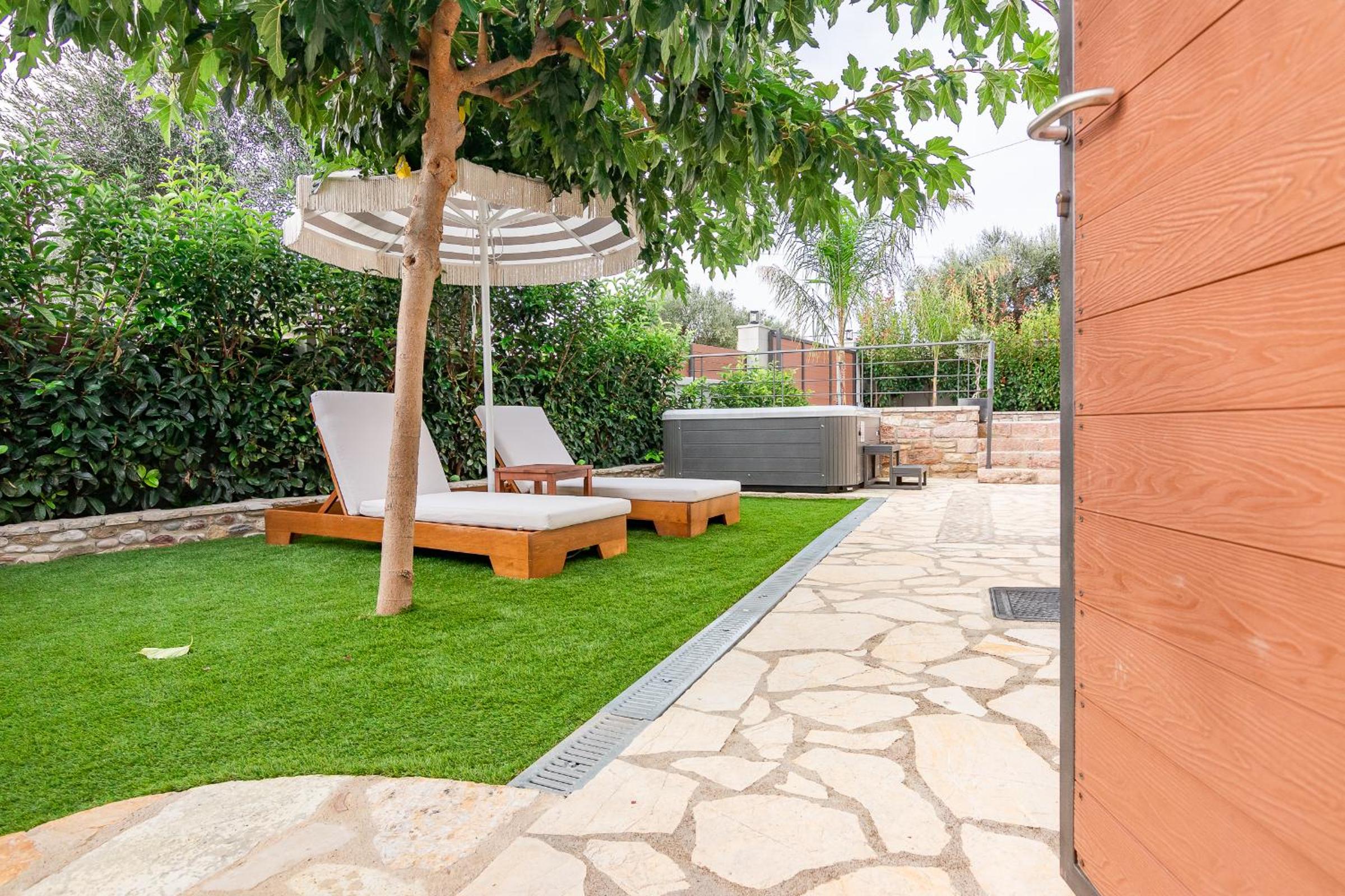 Pithea Luxury Living