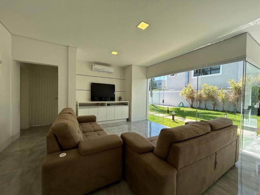 Lindíssima mansão térrea Cond Acapulco