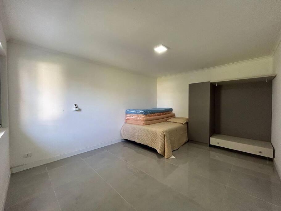 Lindíssima mansão térrea Cond Acapulco