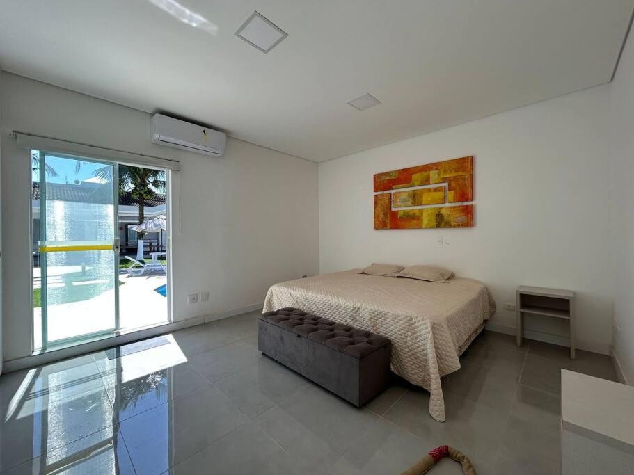 Lindíssima mansão térrea Cond Acapulco