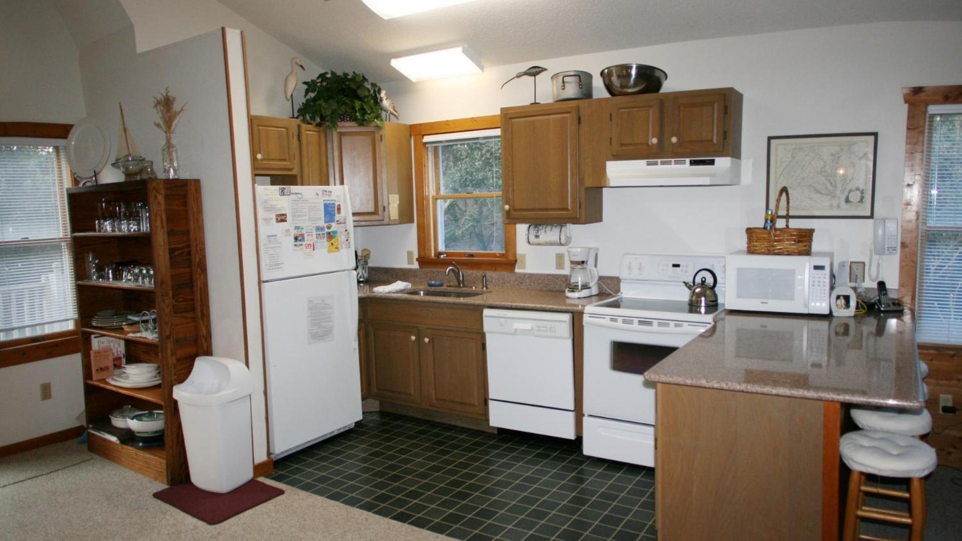 Oceanside, SUN-SUN, Keyless Entry, Community Pool, SA39, Sibert- Alls Well view 5
