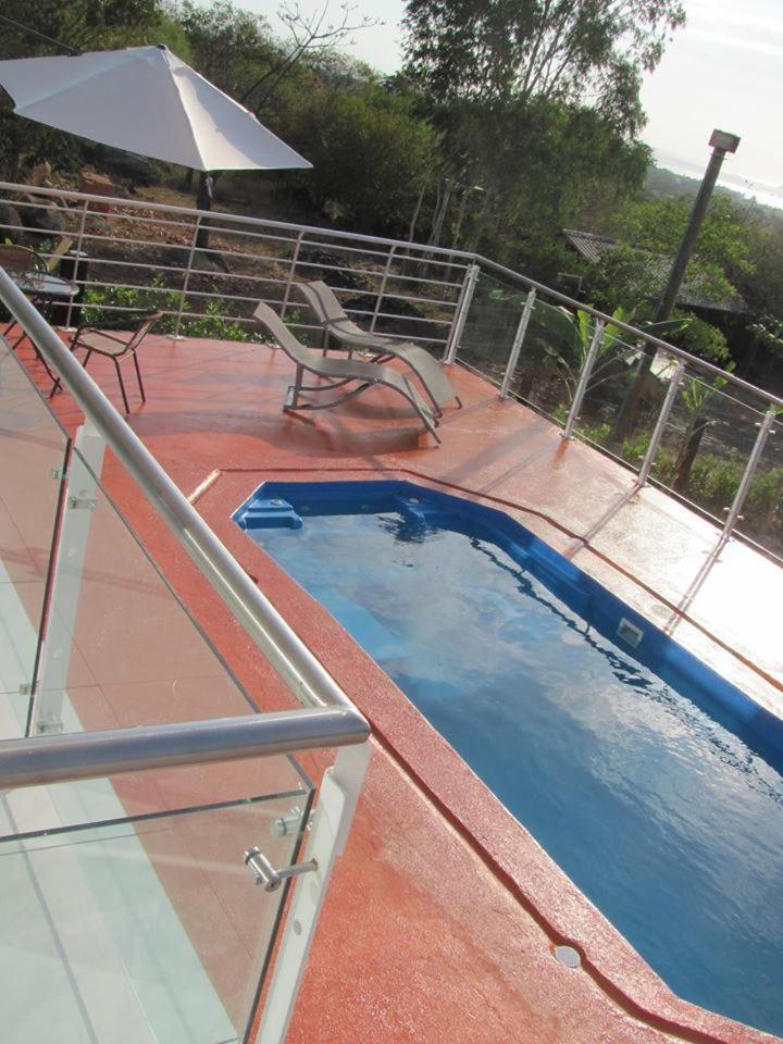 Casa de Campo La ReVista Con Piscina Privada