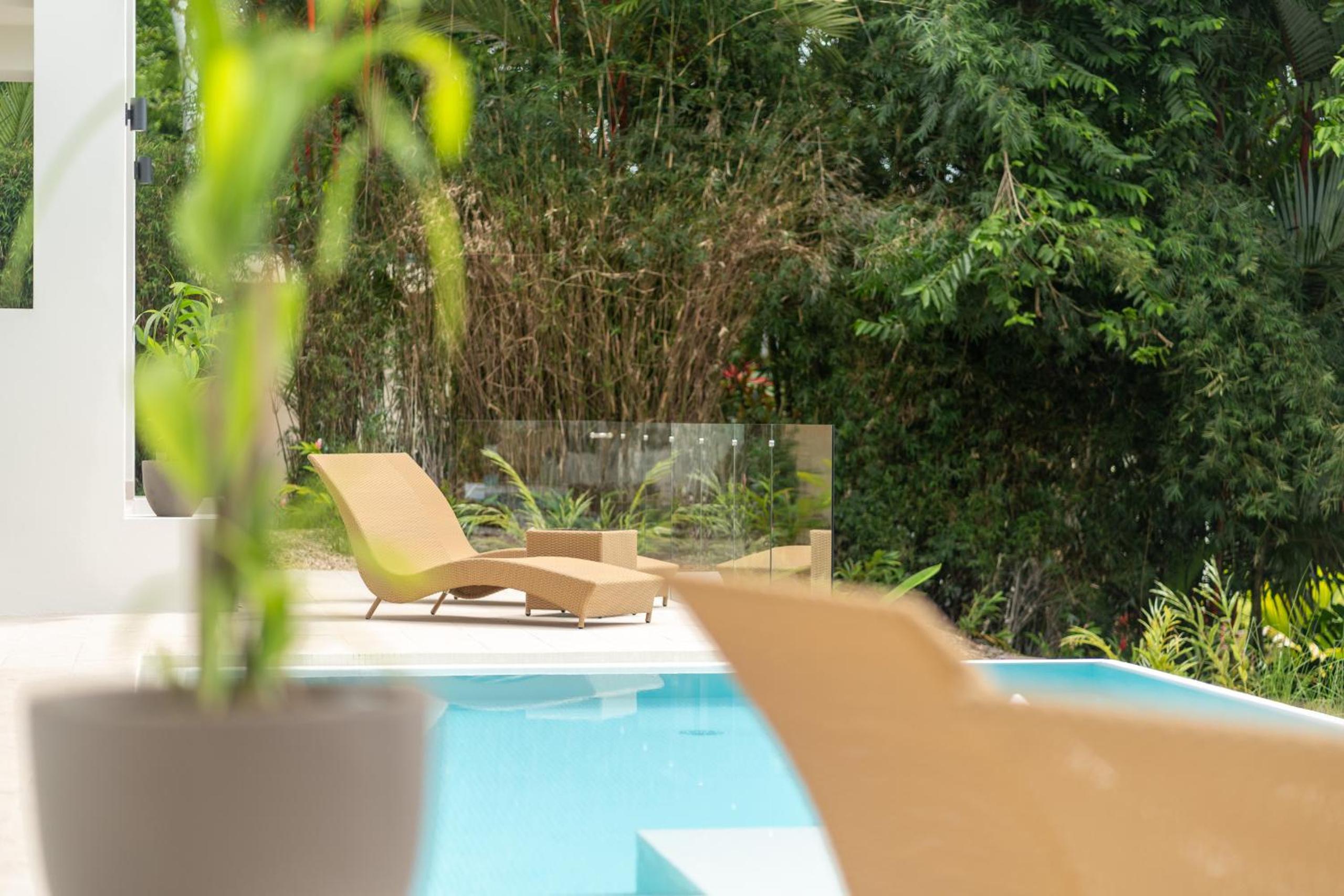 Casa Frenchie with Private Guesthouse - by Pura Villas