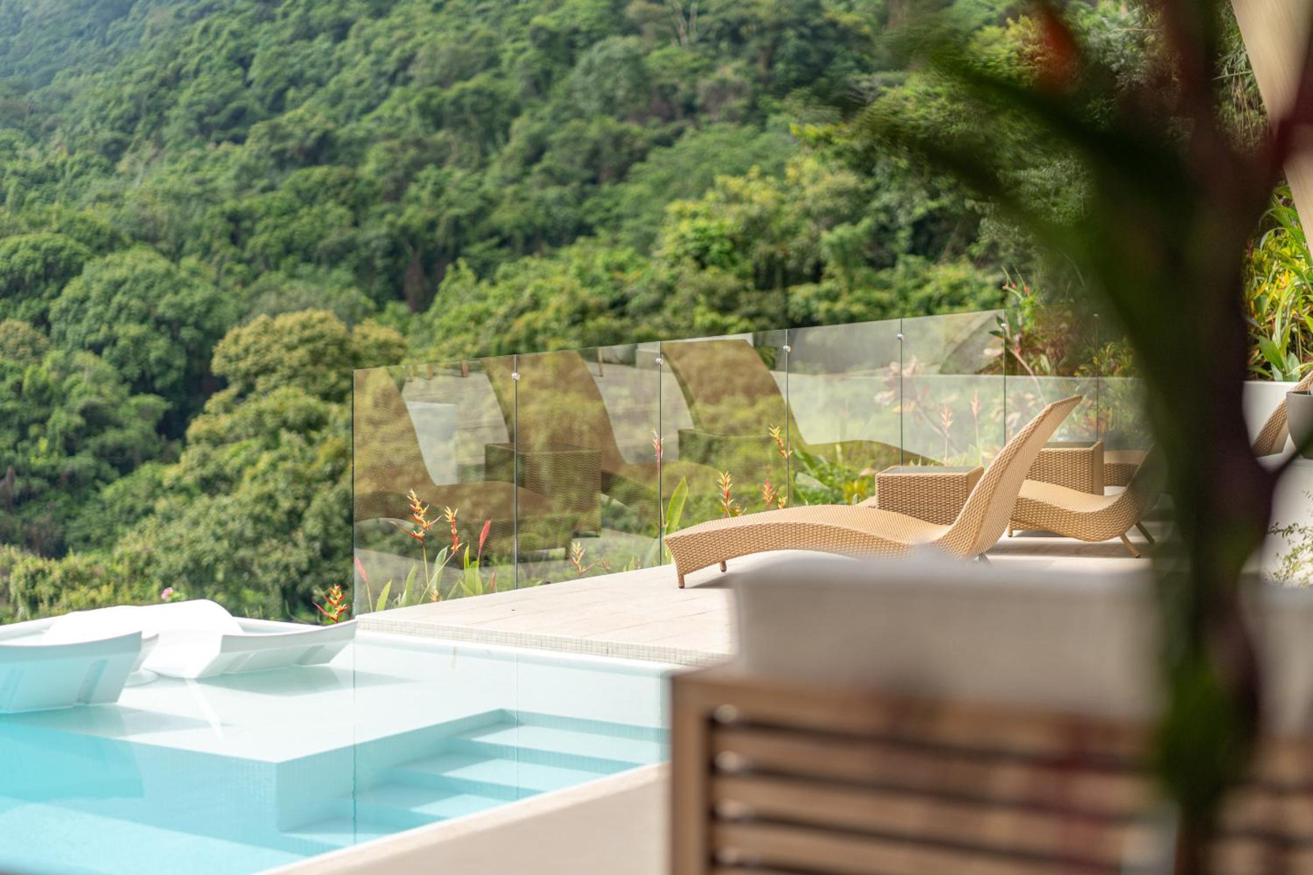 Casa Frenchie with Private Guesthouse - by Pura Villas