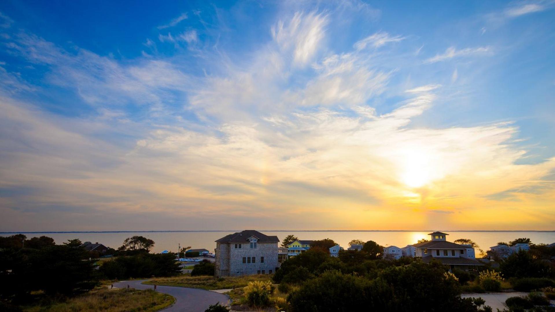 Oceanside, Ocean and Sound Views, Sun Decks, Rec Rm, SEA12, Farrview view 2