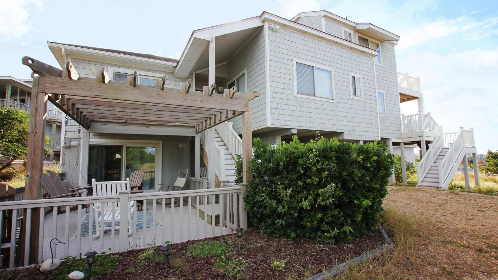 Oceanside, Ocean and Sound Views, Sun Decks, Rec Rm, SEA12, Farrview view 3
