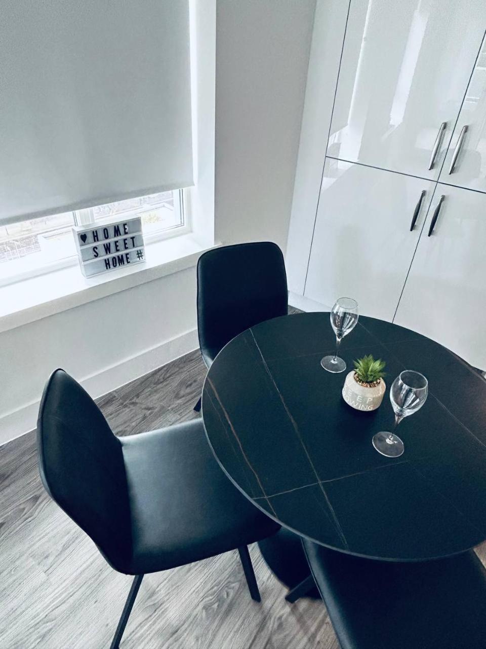Luxury 2 Bedroom Apartment - Canning Town