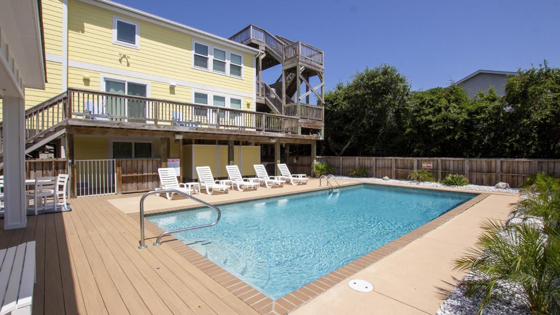 Oceanside, Pool with Poolside Bar, Rec Room, Hot Tub, Sun Decks, SS8, Group Therapy view 4