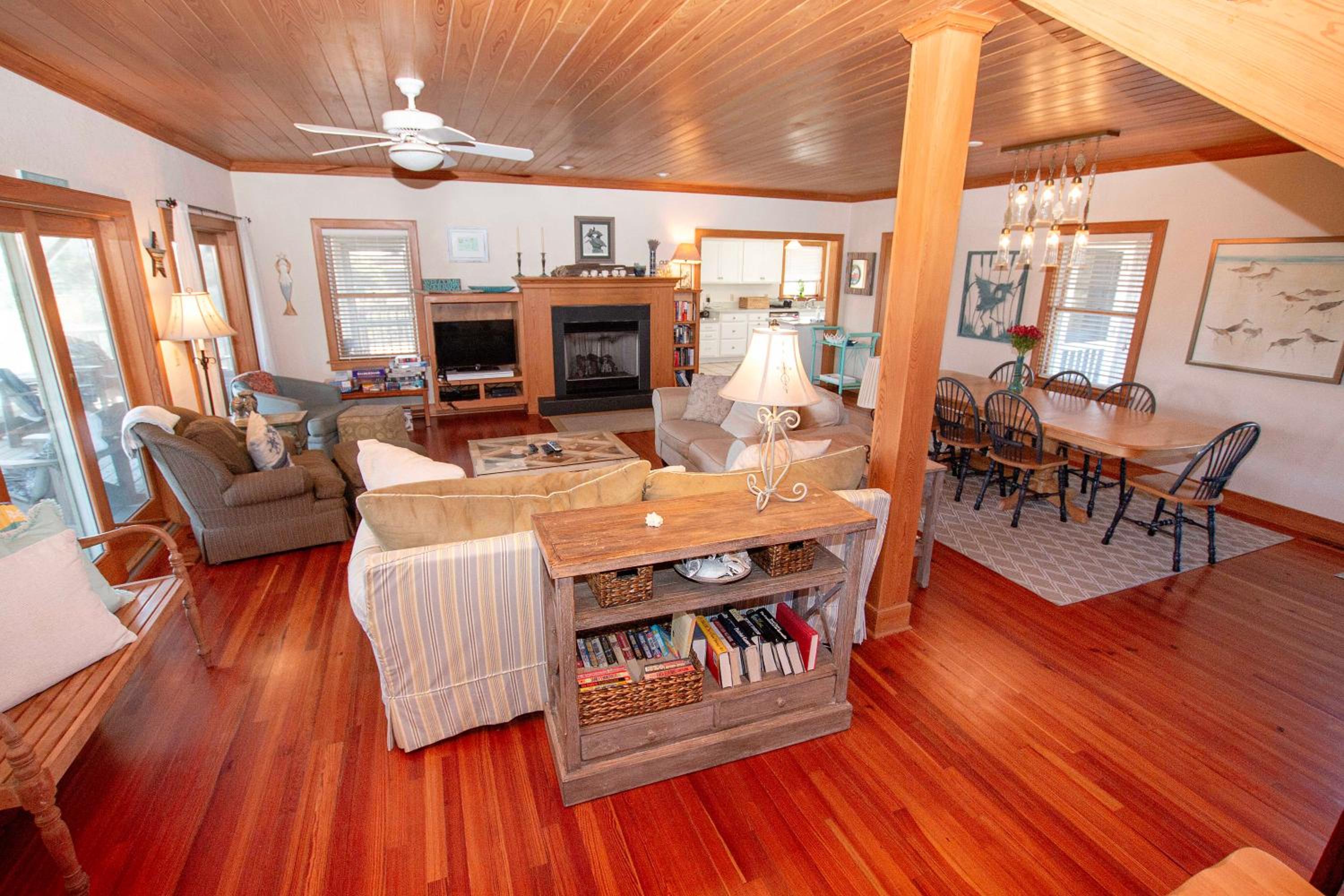 Semi-Oceanfront, Ocean Views, Private Pool, Close to Beach Access, SS5, Chez Shea view 4
