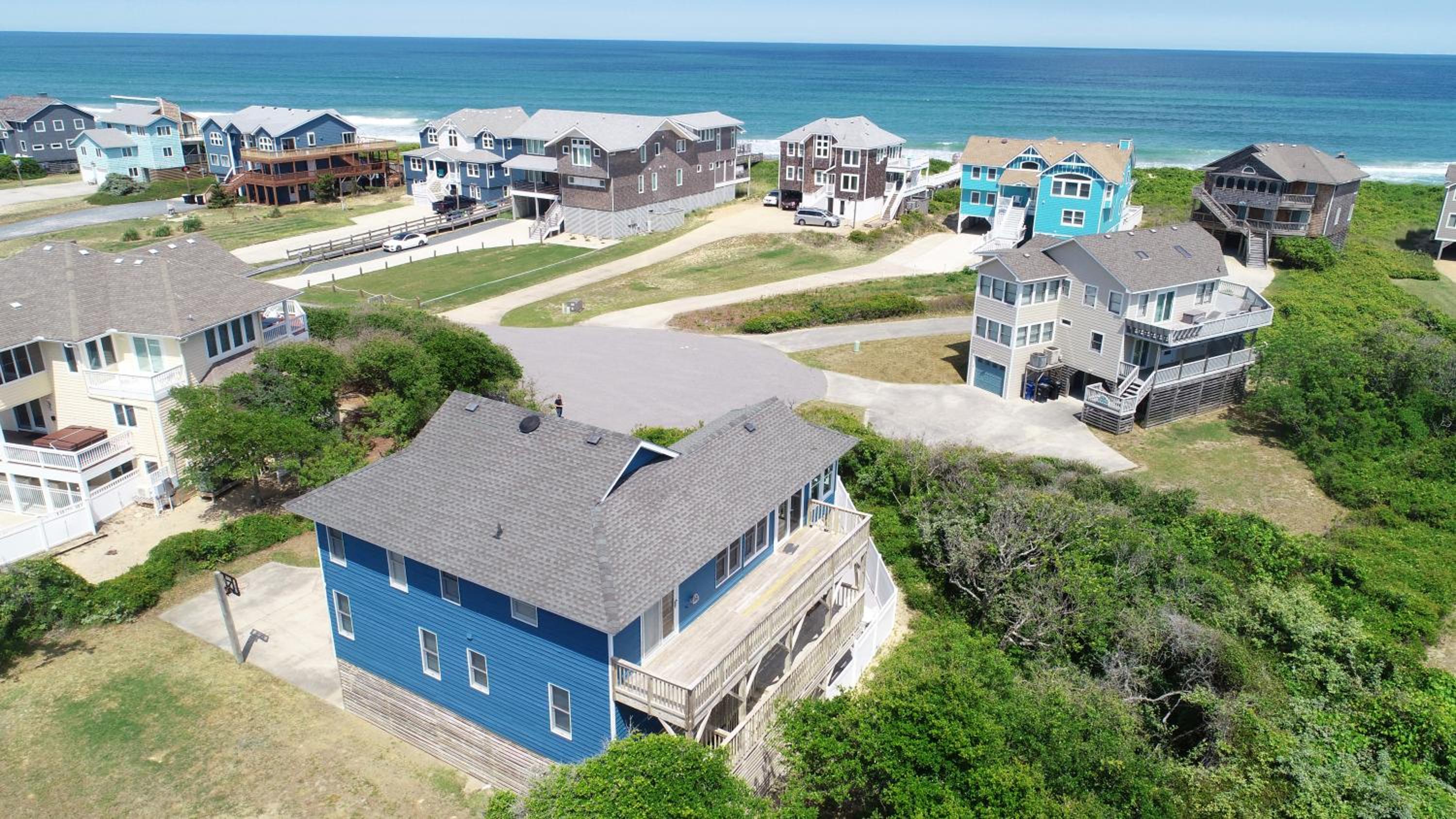Semi-Oceanfront, Private Pool, Poolside Bar, Hot Tub, Ocean Views! T1, Sailaway view 3