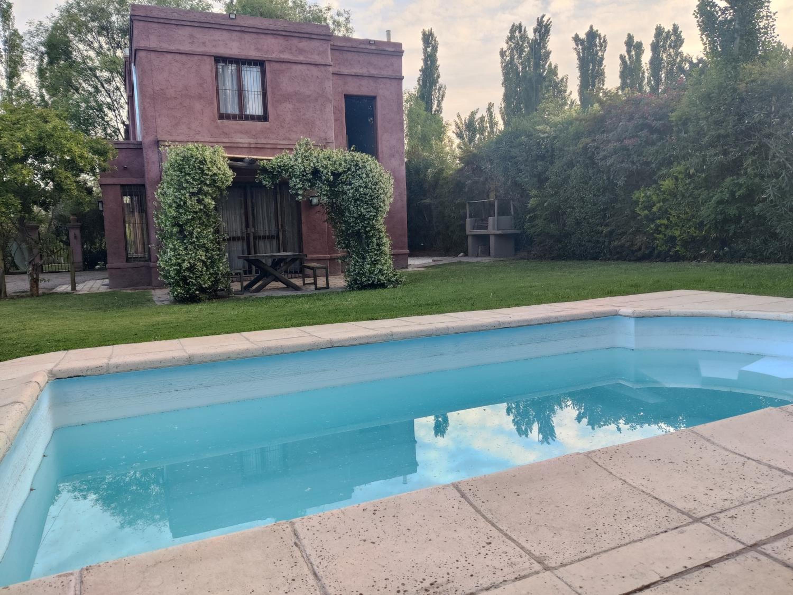 Simpática casita en Chacras