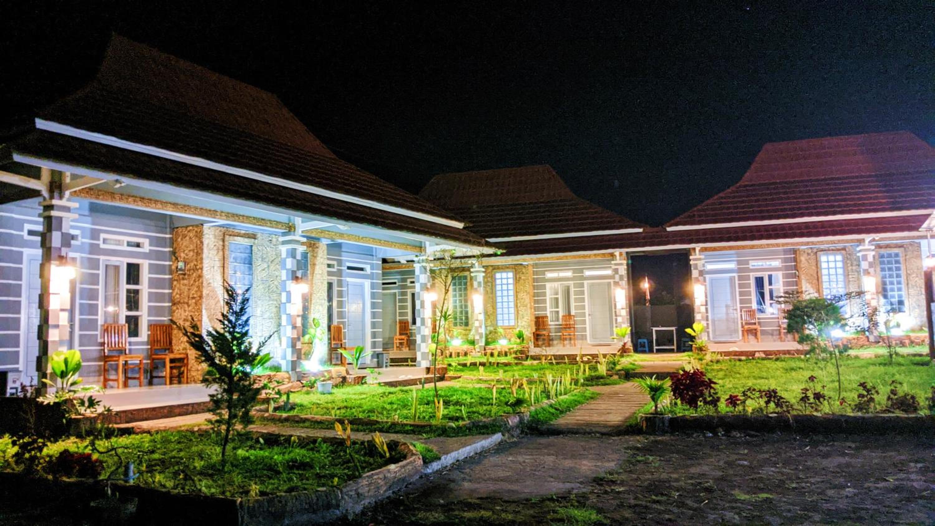 Villa joglo Sembalun Ceria view 3