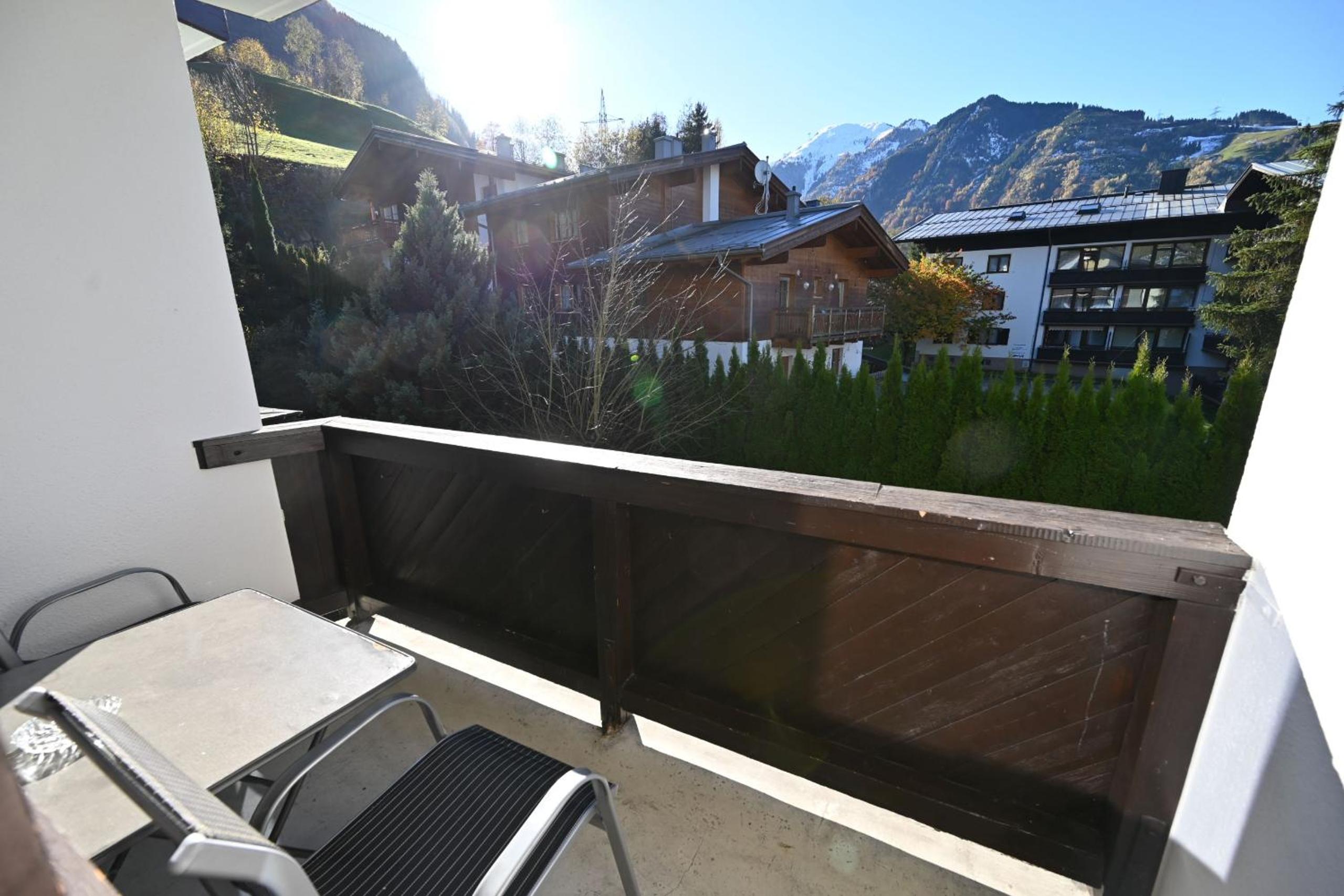 Apartment Haus 3 Top 16 - by Four Seasons Apartments view 5