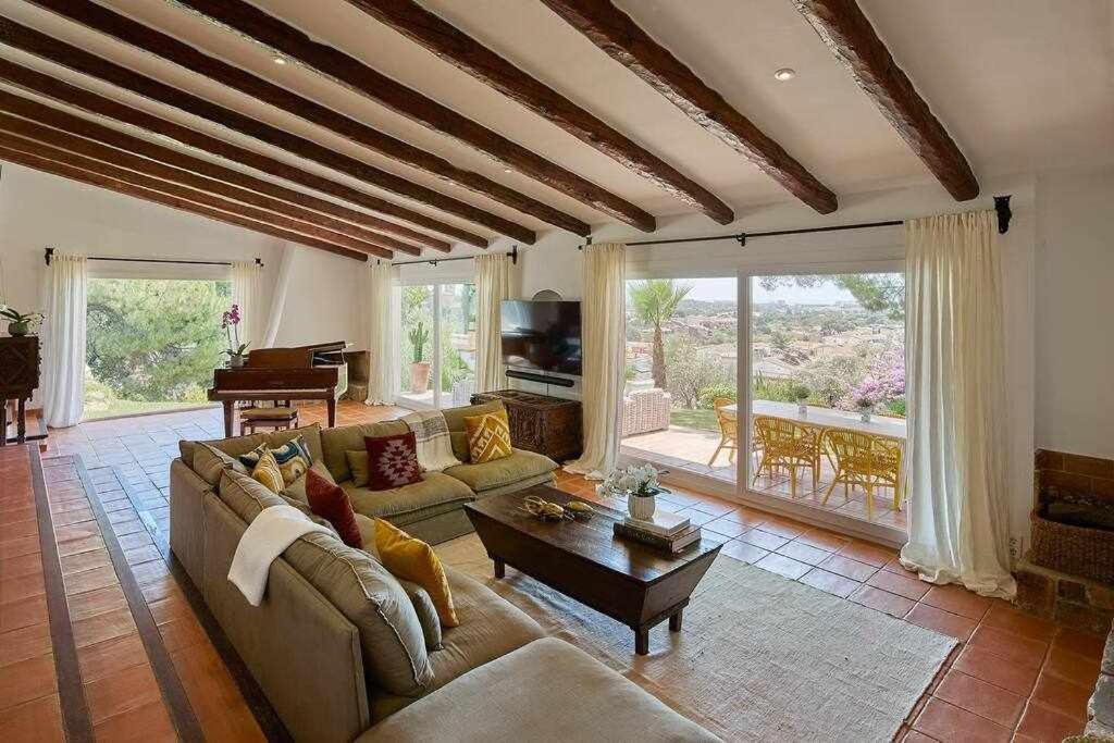 Villa en Calonge con Gran piscina