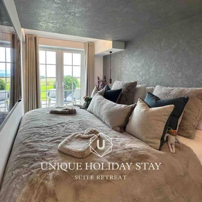 Suite Retreat Luxury Apartment