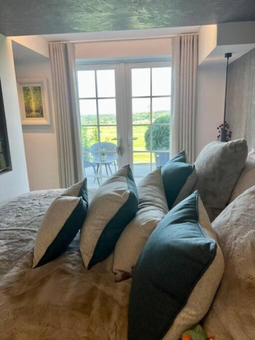 Suite Retreat Luxury Apartment