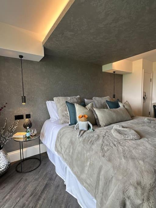 Suite Retreat Luxury Apartment