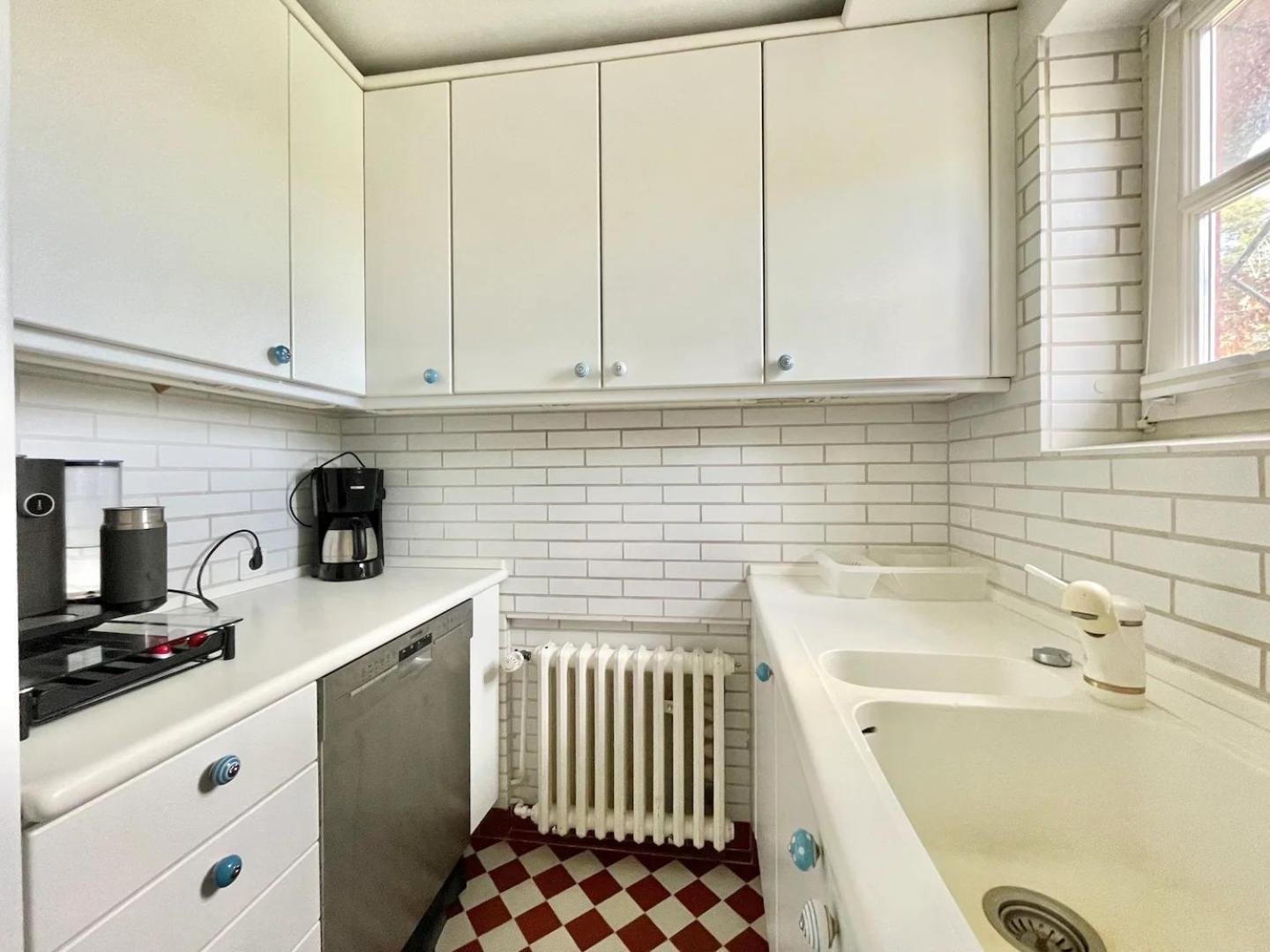 Ferienhaus Villa EMG Osnabrück Bielefeld in Preussisch-Oldendorf, Alleinlage, eigene Wald und See, Jacuzzi, Sauna für Familien Gruppen bis 20 Personen