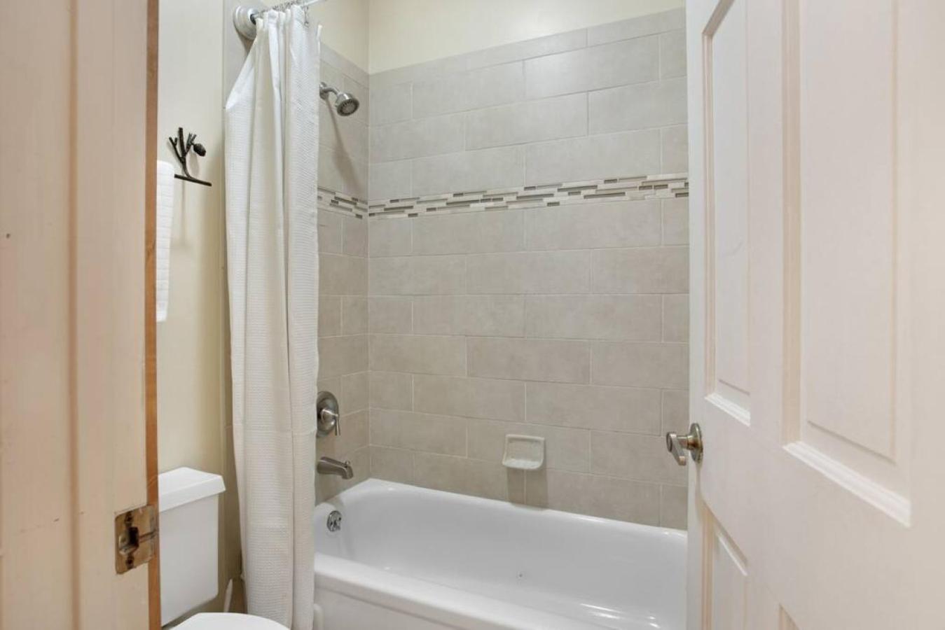 SunVail Condo B23 view 3