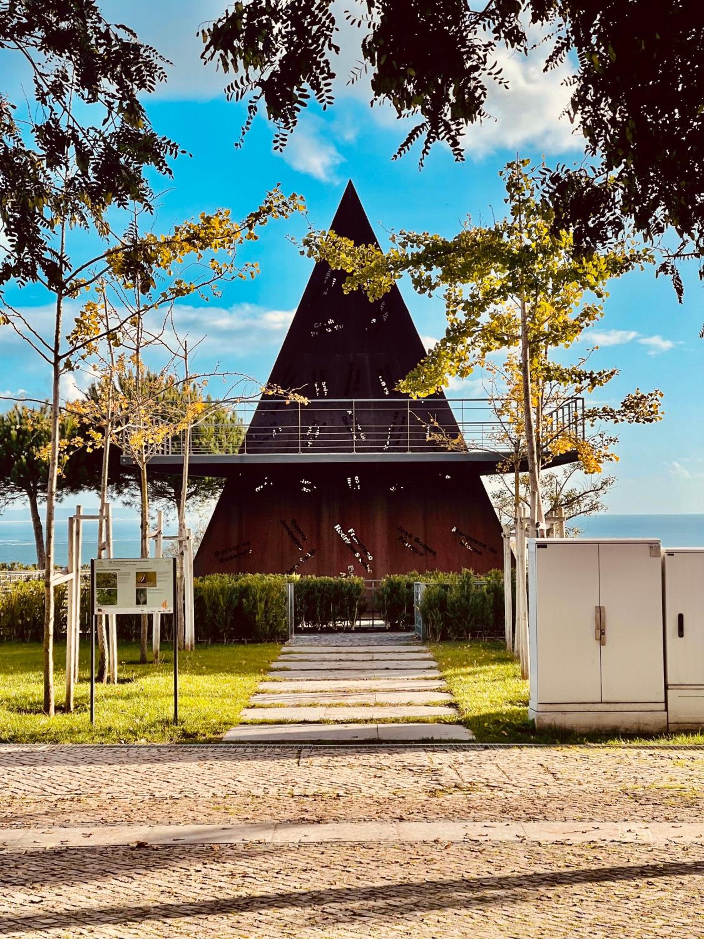 Oeiras Garden Rooms