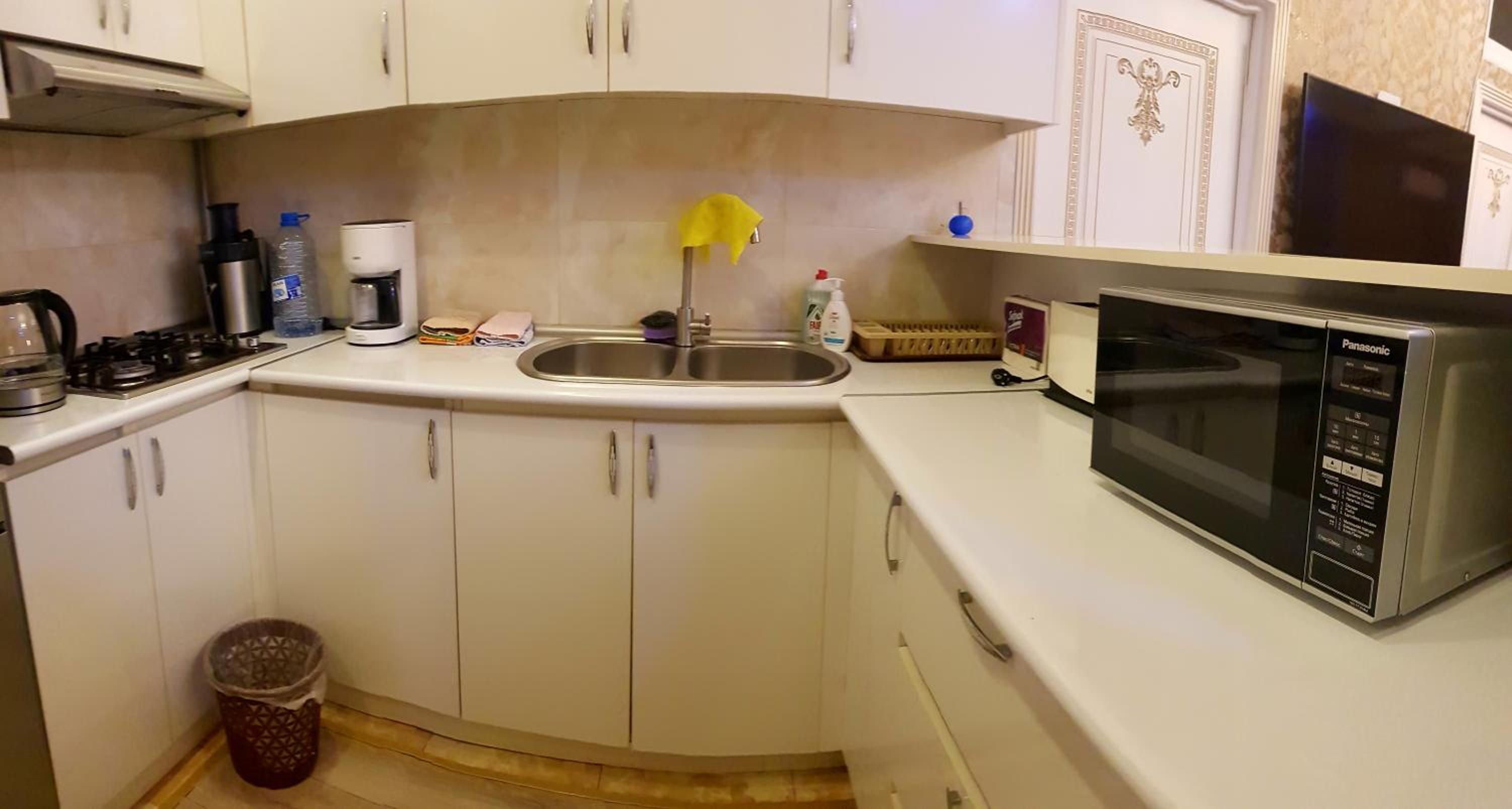 LUXOR Central Baku Apartmen on Nizami Street