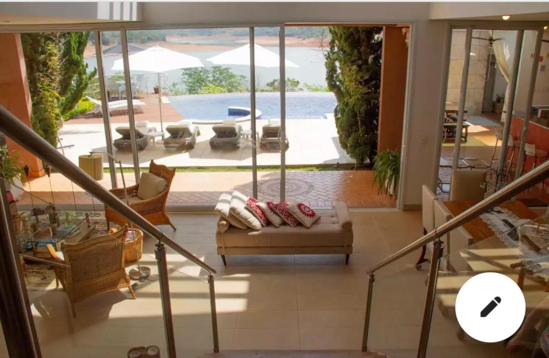 Casa na represa