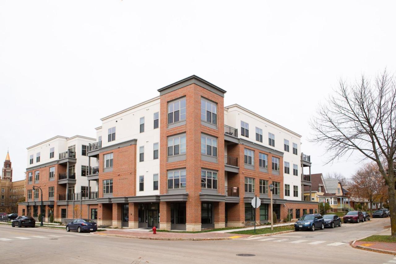 Flexhome Shorewood 1BR Private Apt A3 view 3