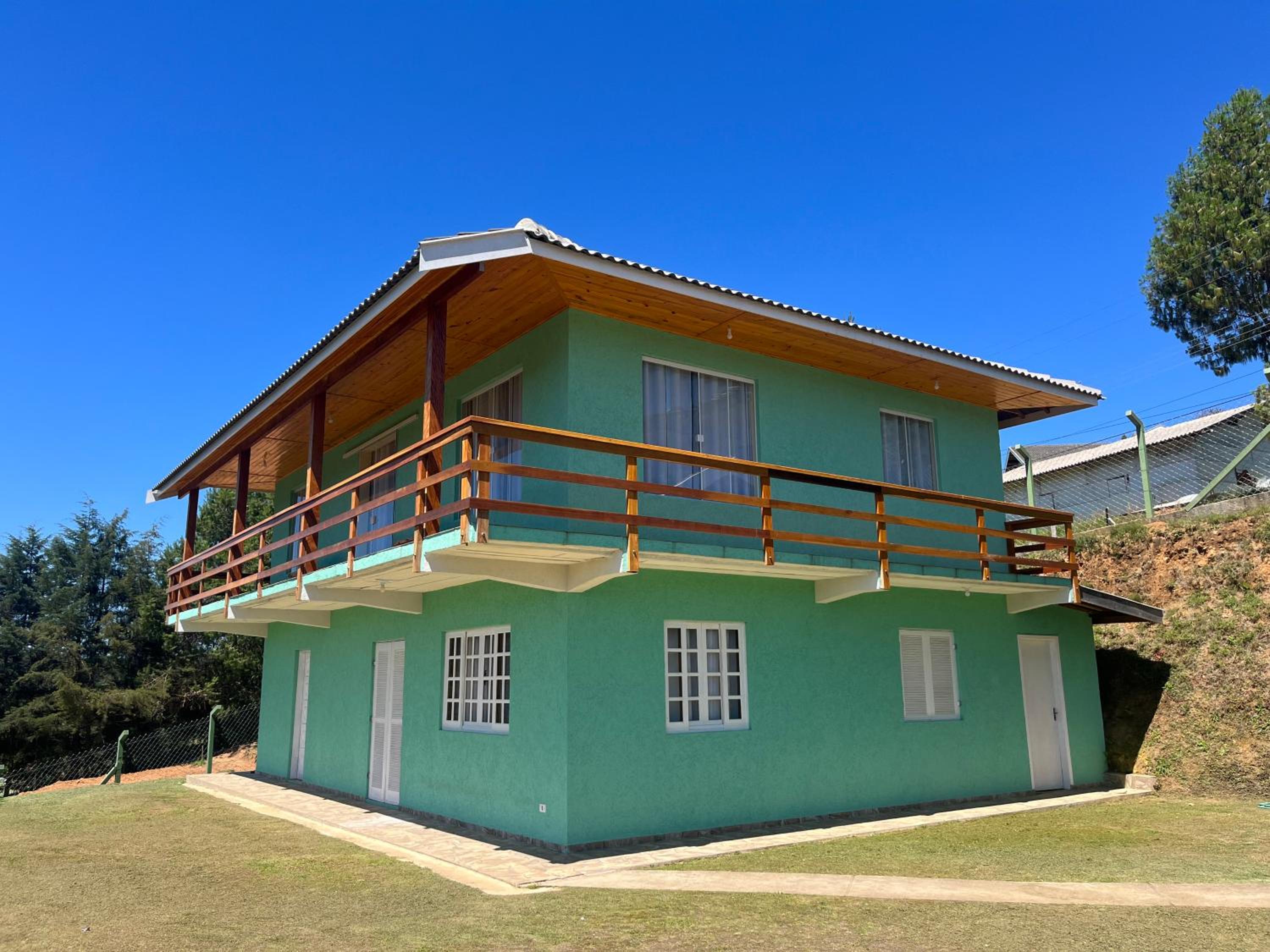 Casa ampla com vista, fogo de chão, área gourmet - 16 min do Capivari