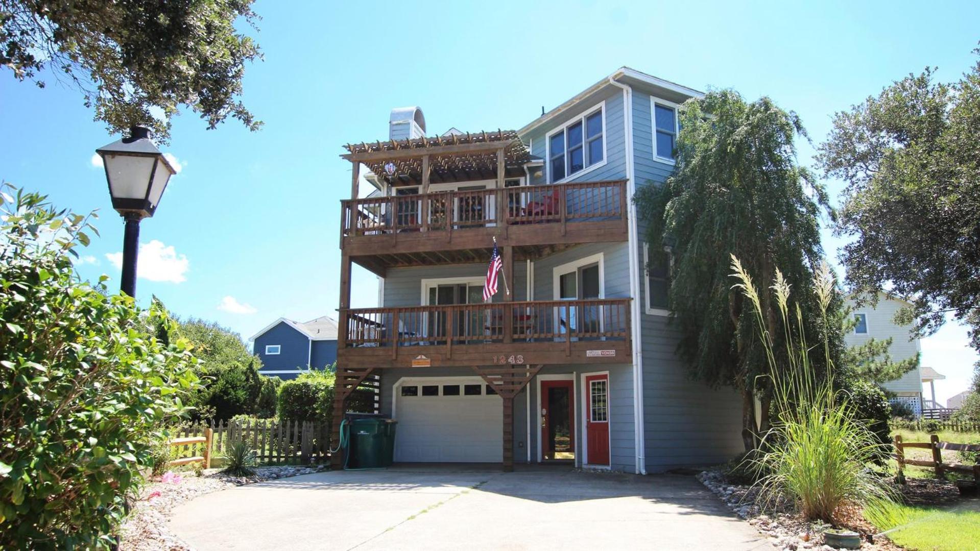 Soundside, Sun Room, Yard, Community Amenities, VOH39, Her Hopes and Dreams view 2