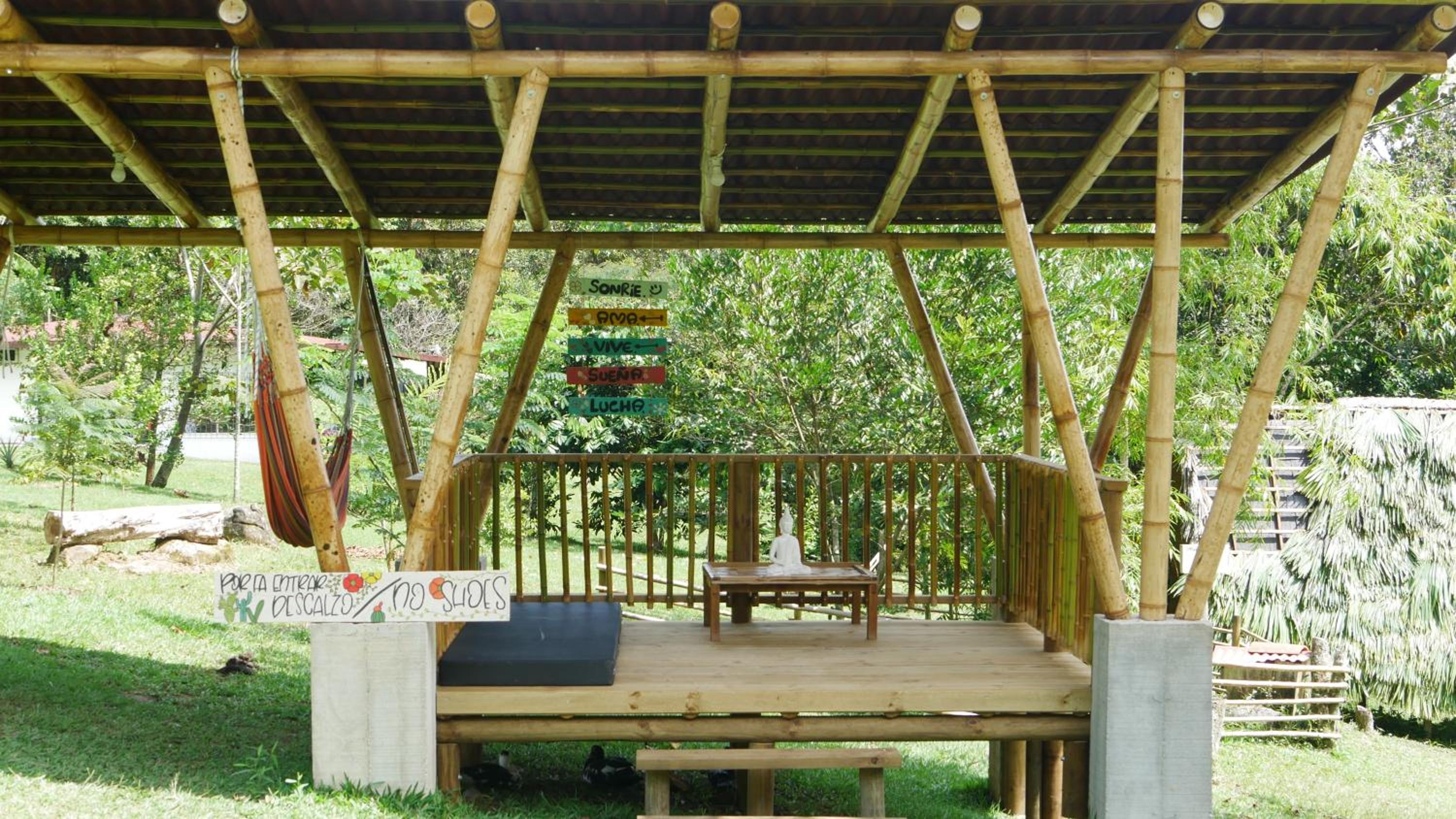 La Perla Negra Eco-Lodge & Hostel