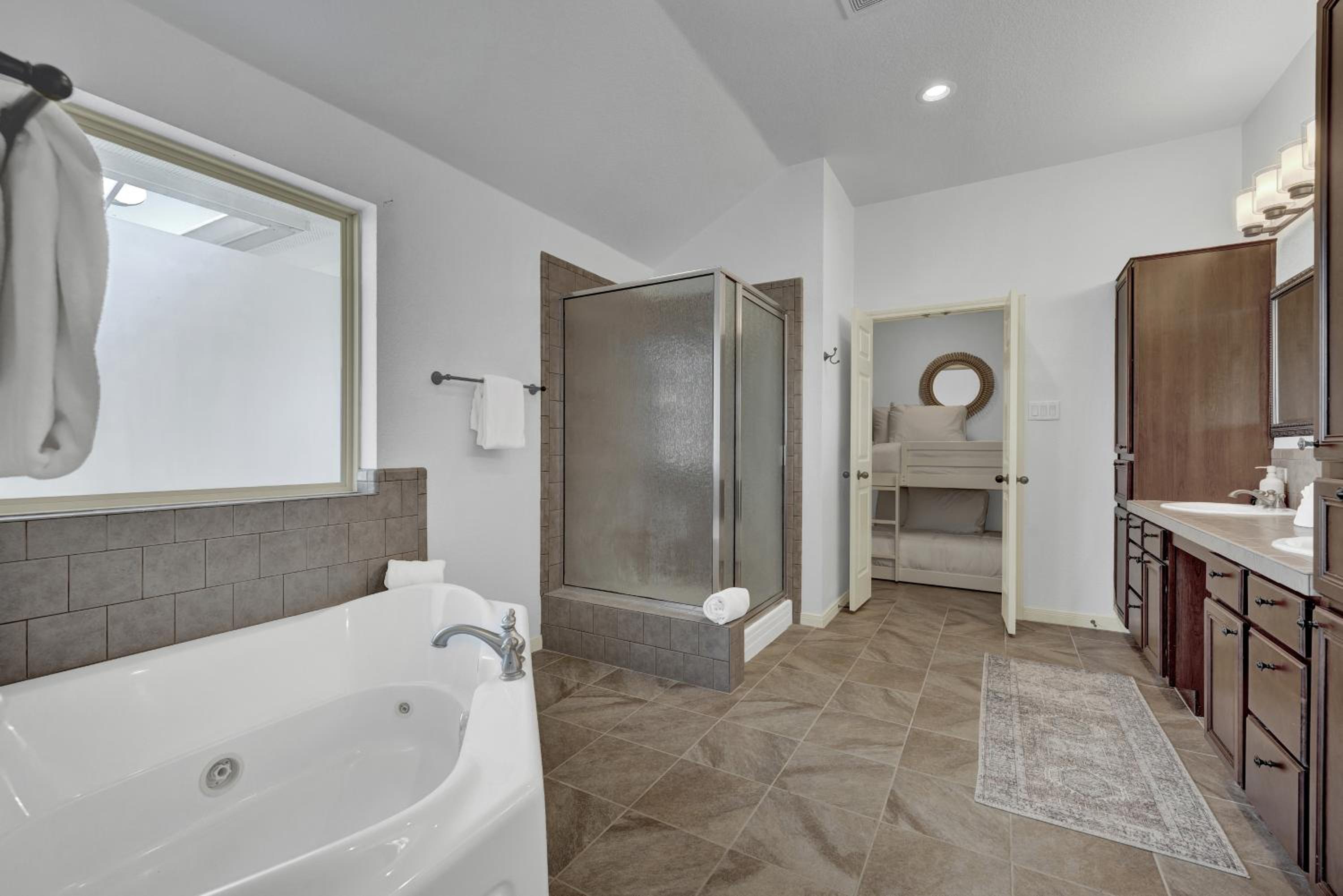 The KK Ranch-Private Pool-Hill Country Bliss