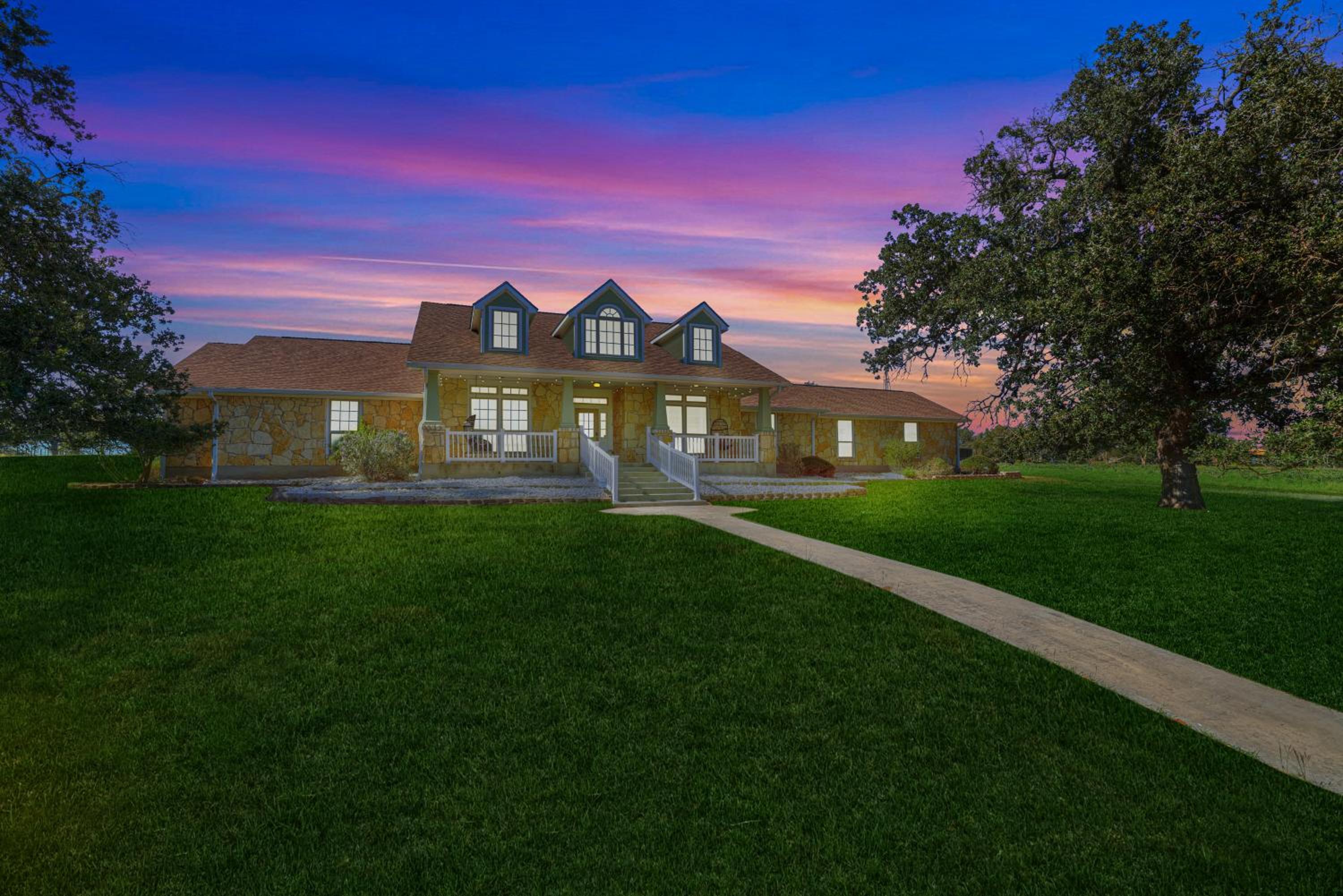 The KK Ranch-Private Pool-Hill Country Bliss