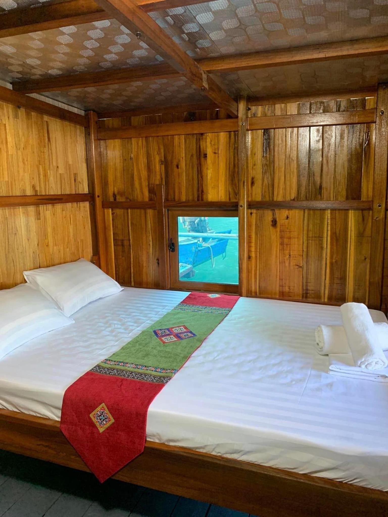 Eco Floating Farm Stay Cai Beo