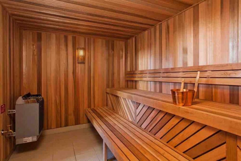 Brisbane Midtown - Centre of CBD w Pool, Gym, Sauna