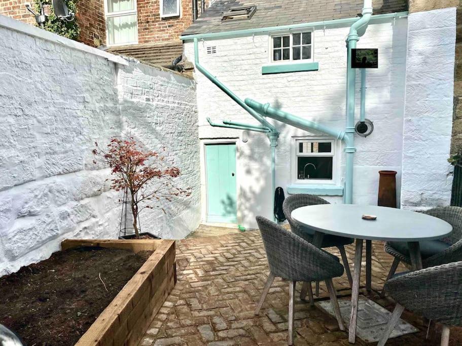 Periwinkle Cottage Ruswarp