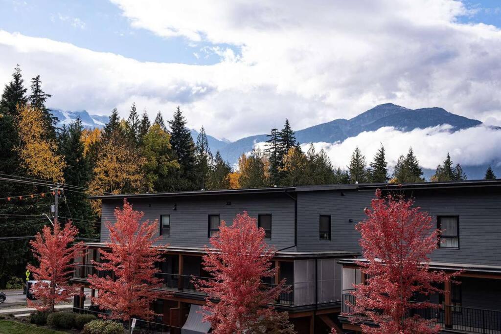 Hotel Revylation By Revelstoke Vacations