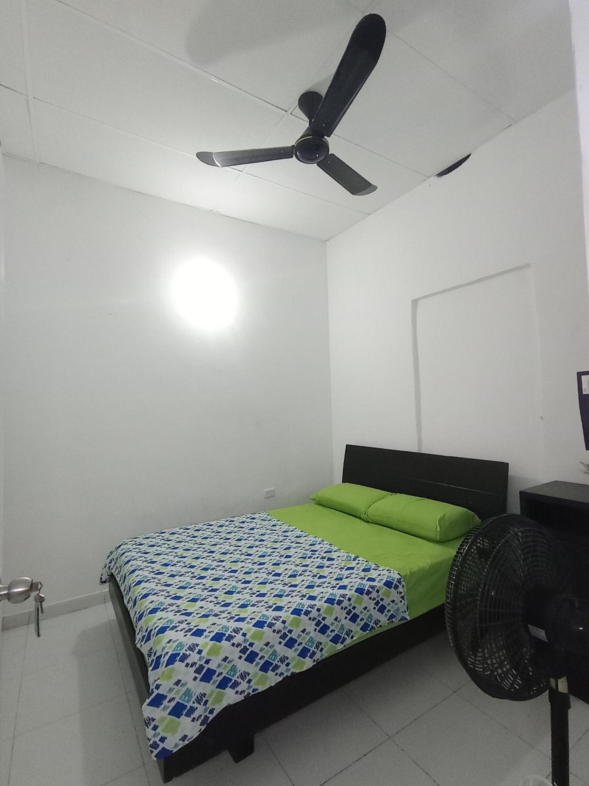 Squid Hostel