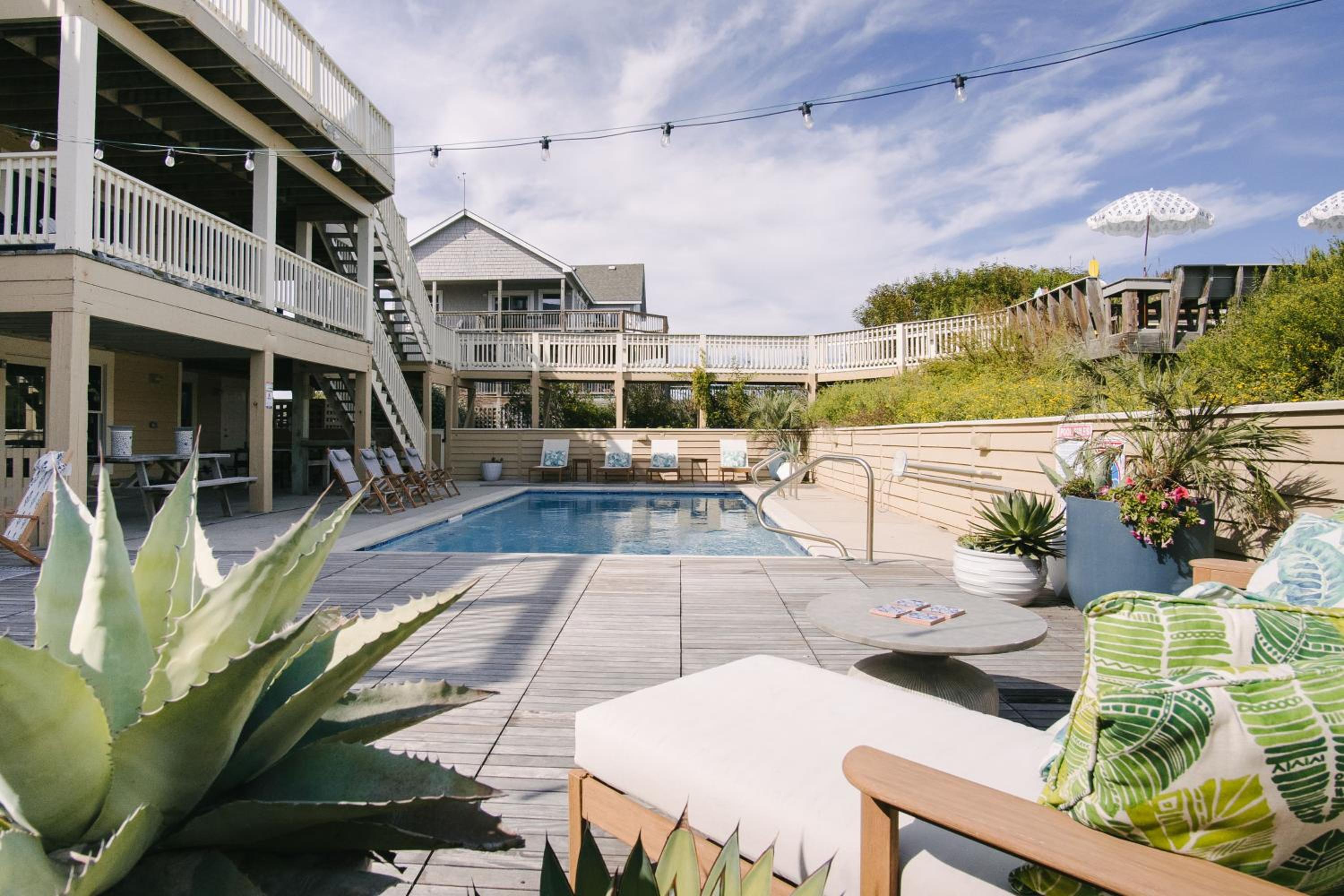 LUXURY, OCEANFRONT, Pool, ELEV, Rec Rm, Beach Access, Ocean Views! WL983, Fairligh view 3