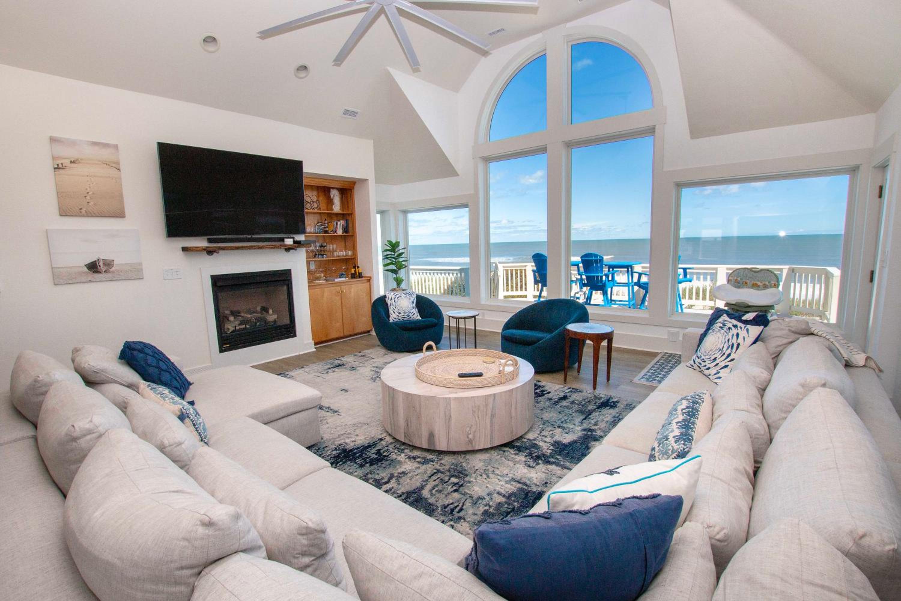 LUXURY, OCEANFRONT, Pool, ELEV, Rec Rm, Beach Access, Ocean Views! WL983, Fairligh view 4