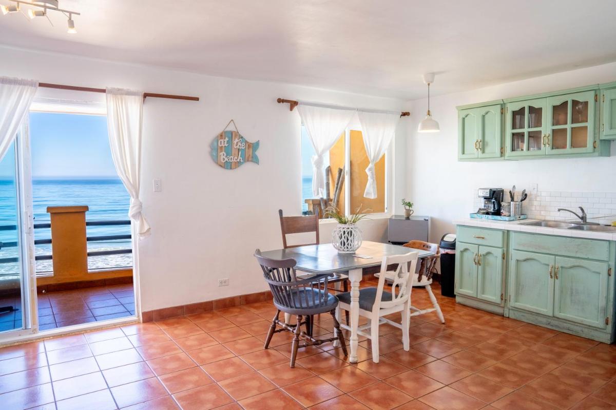 BEACHFRONT Relaxation 1 Bedroom Apt view 2