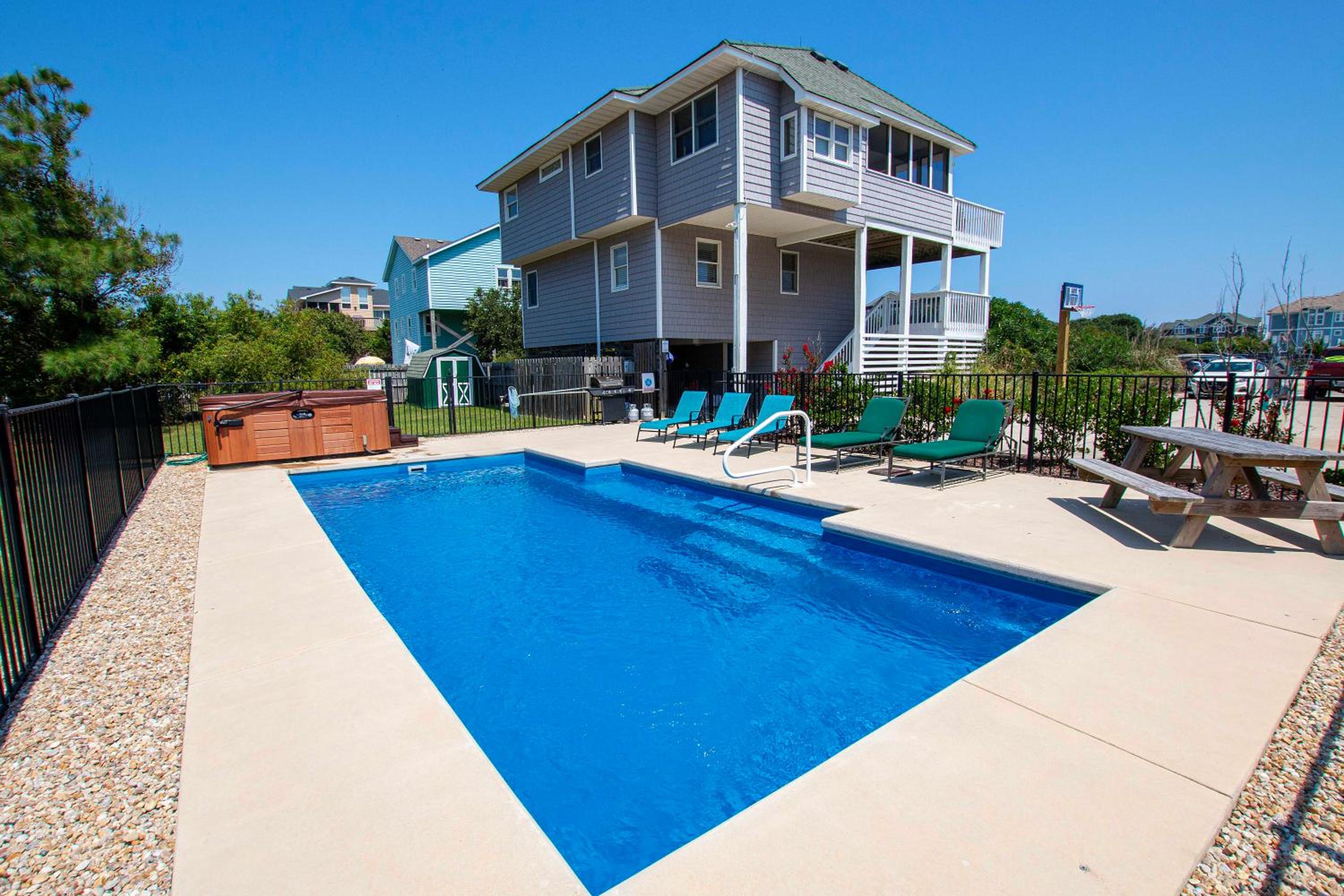 Oceanside, Private Pool, Hot Tub, Close to Beach, WW874, Whalecome Aboard view 2