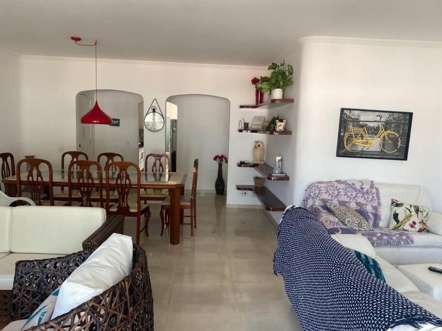 Apto Pé Na Areia - Praia das Astúrias Guarujá-SP