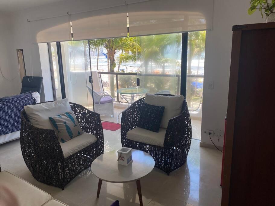 Apto Pé Na Areia - Praia das Astúrias Guarujá-SP