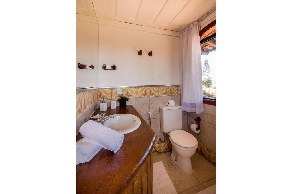 Incrível Mansão Pé na Areia de Geribá com Cinco Suítes Por Luxury Rentals